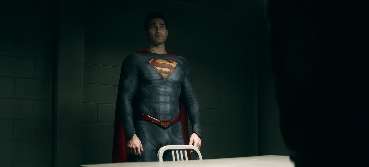 Superman.&.Lois.S01E08.Holding.the.Wrench.1080p.10bit.AMZN.WEB-DL.DDP5.1.HEVC-Vyndros.mkv_snapshot_0