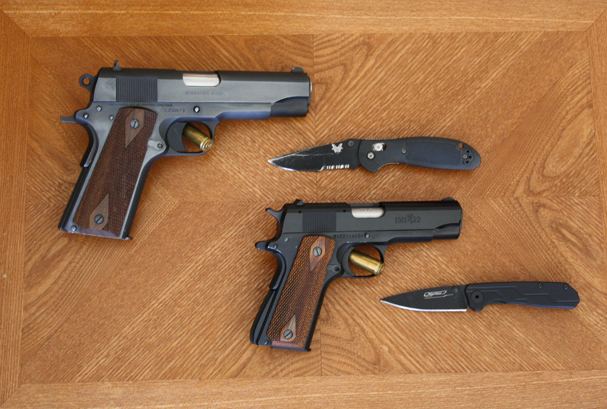 Colt-1911-and-blades.jpg