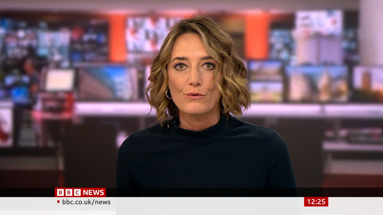 04.20 - 12.00.00 - BBC News. The latest news from the BBC. [S]..ts_snapshot_00.26.24.925