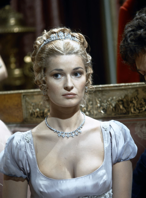 Stephanie Beacham a44