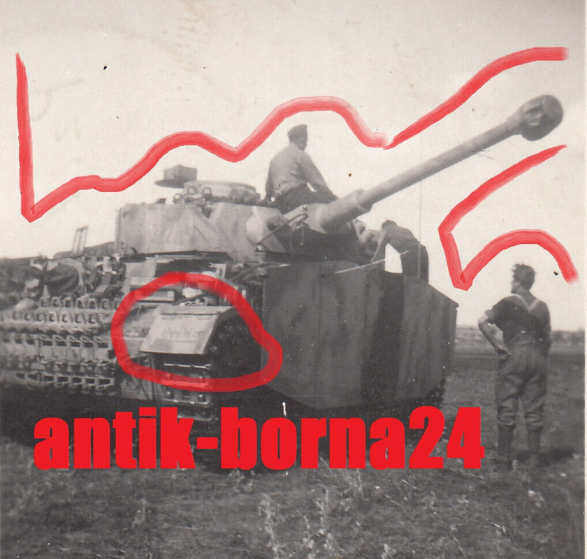 Foto Soldat Tank Besatzung Panzer IV Langrohr Seitenschürzen Orel