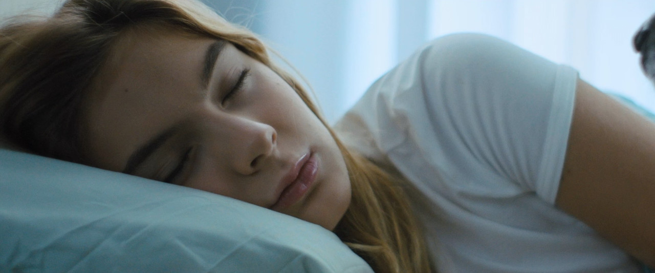 Bitch 2017 (1080p x265 10bit Tigole).mkv_snapshot_00.14.55_[2018