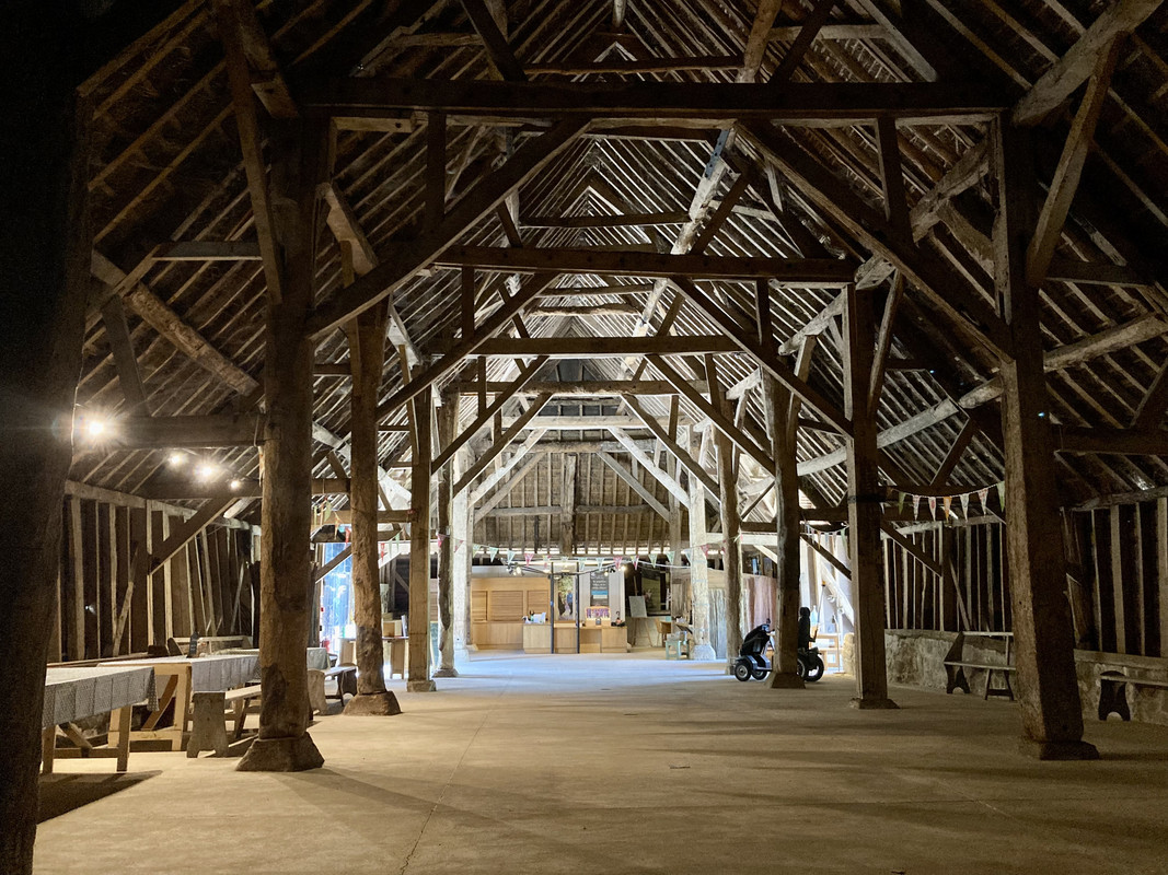 825CE937-1350-4C19-B883-26CF31263BFF