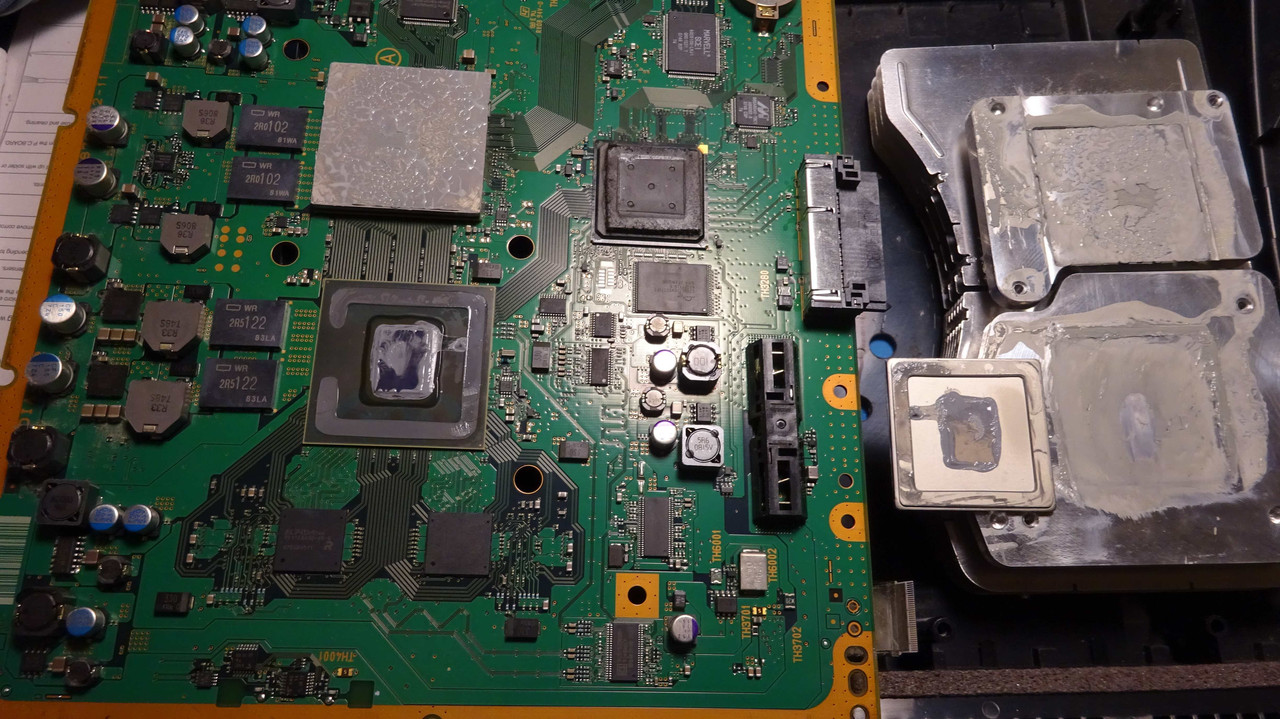 PS3 - my CPU-lid fell off... | PSX-Place