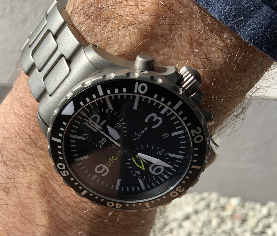 2AC45EBD-D837-415F-85FC-95CD2C4439EB