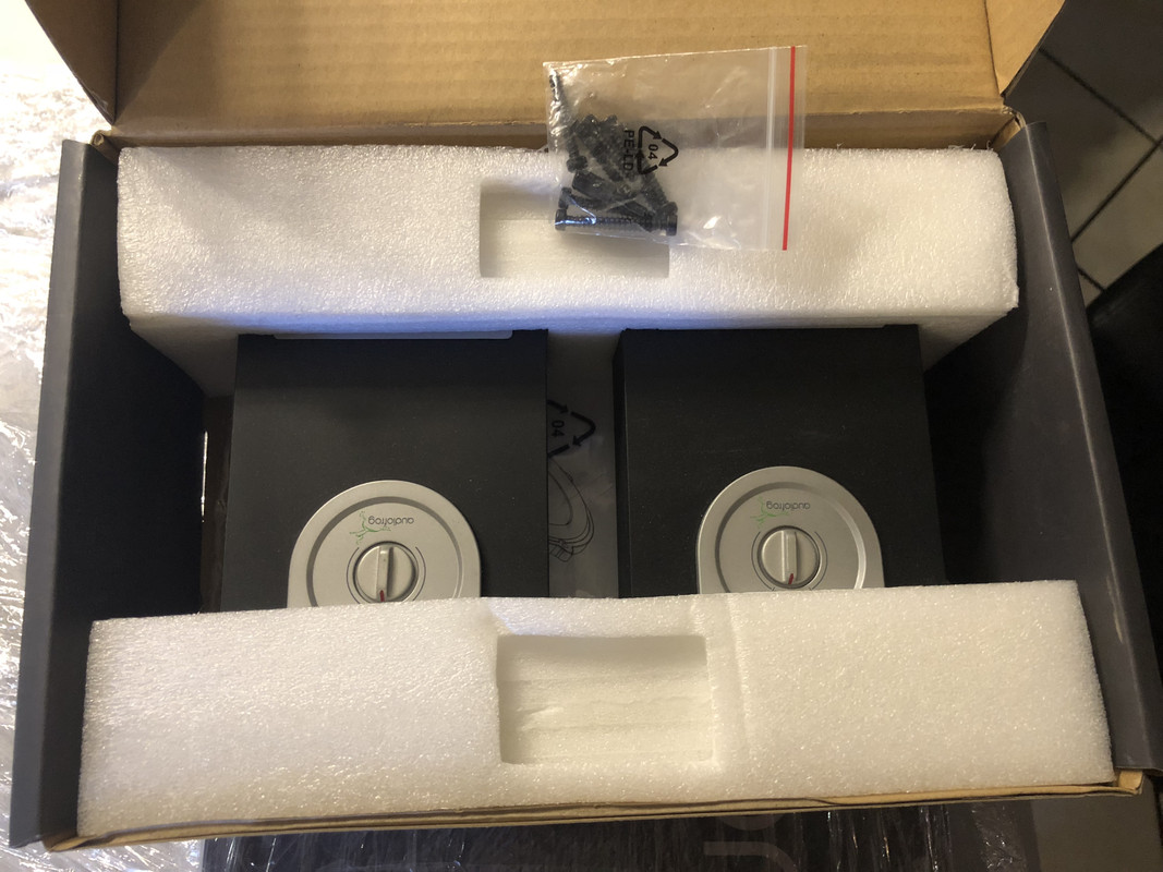 F55A991D-302A-4EF2-B2C2-993EE44EEEC9