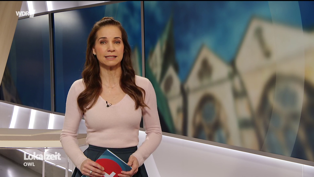 Kristina Sterz WDR Lokalzeit OWL 12 03 2026 112X Caps 16