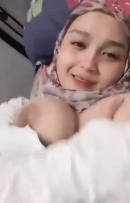 Hijaber Cantik Sange