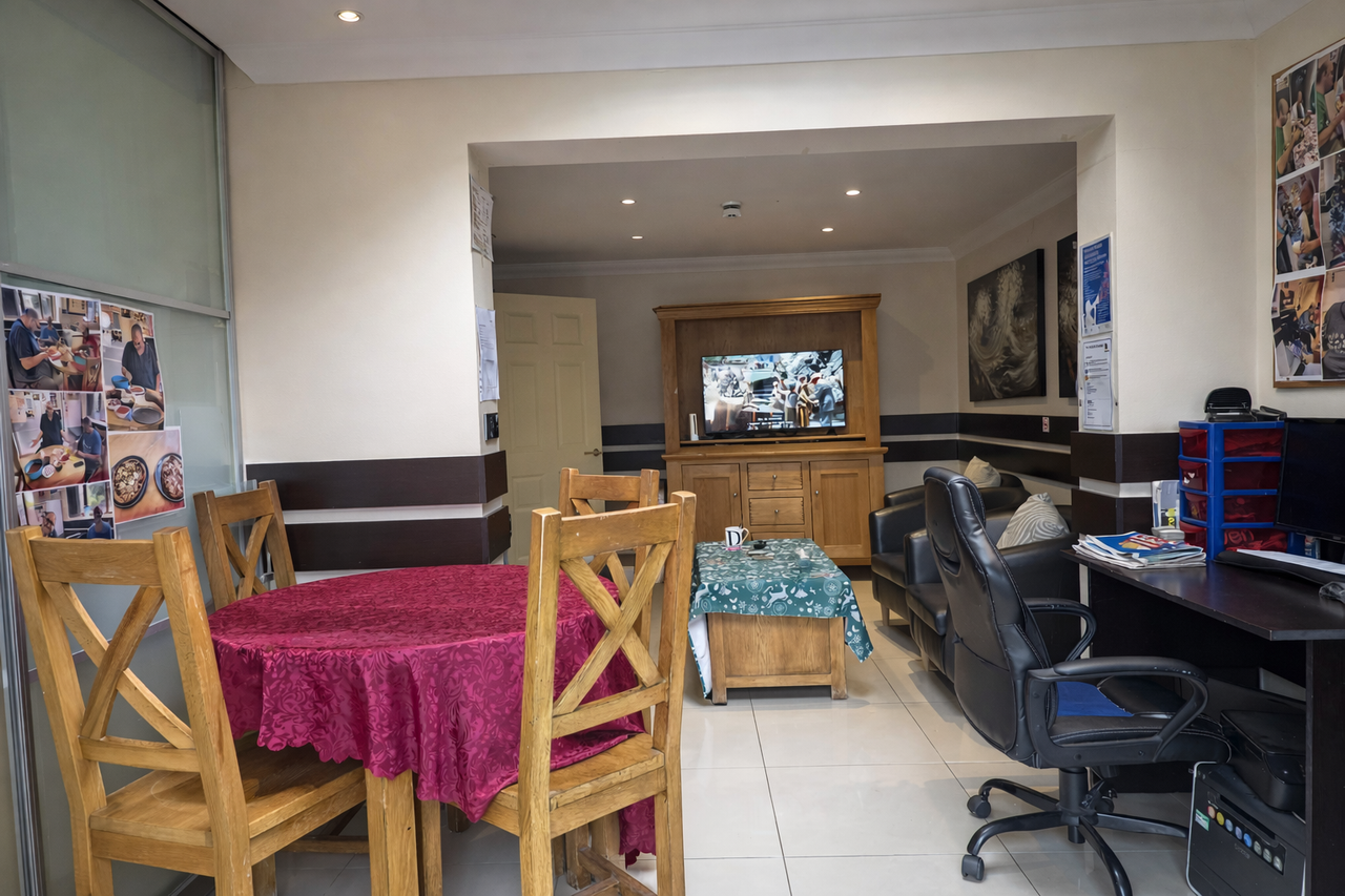 Lynton Road, Harrow photo 1