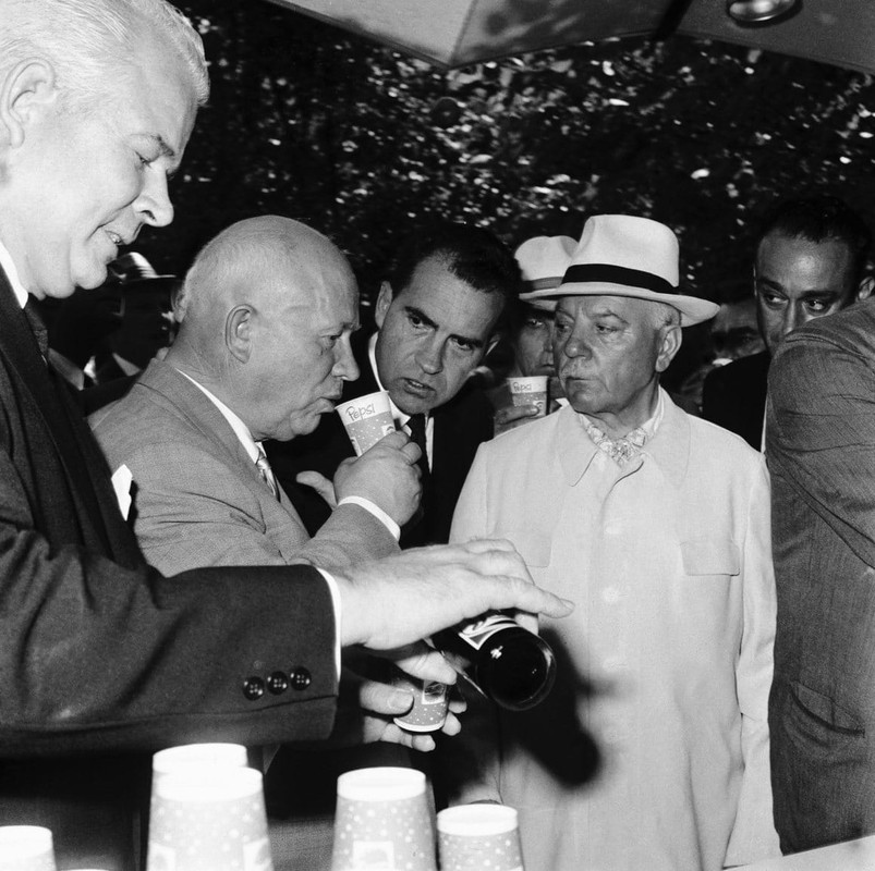 Hruscov-Nikson-USA-Izlozba-1959.jpg
