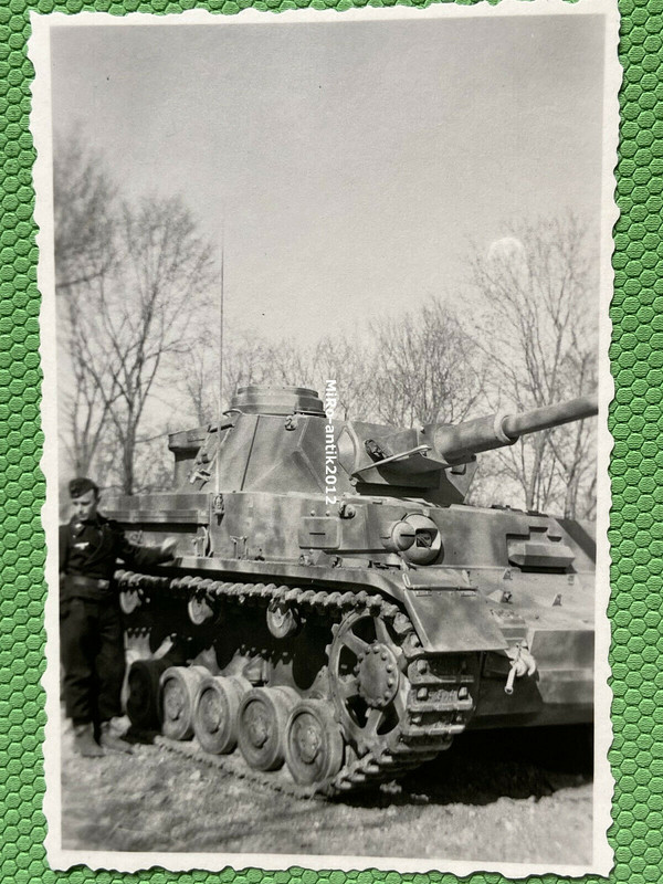 Foto, Wk2, Panzer IV späte Ausführung in Camo