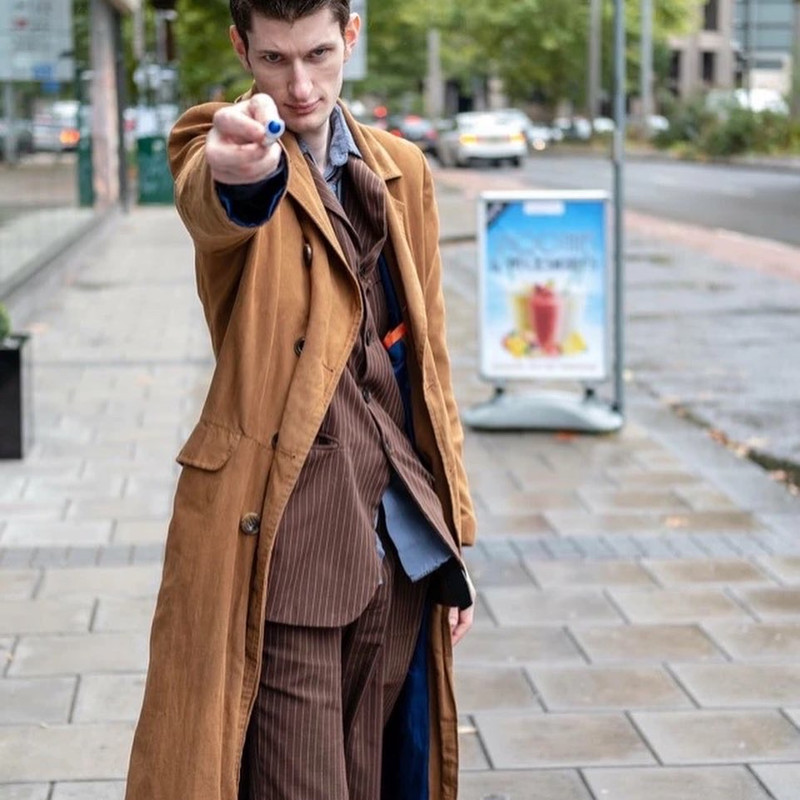 32D2D9B2-DD41-4DBA-89C3-AF8B14B47381