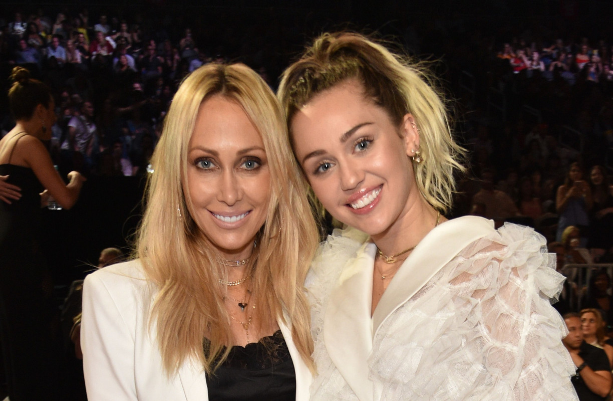 Miley and Tish