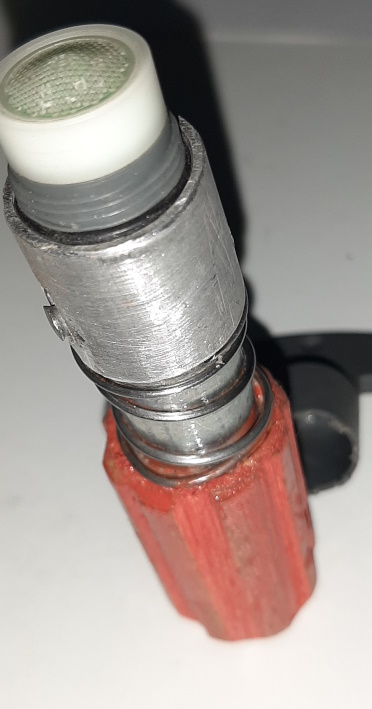 Attrezzo inserimento aeratore d.16 1