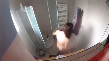 [Image: Voyeur38885124137.jpg]