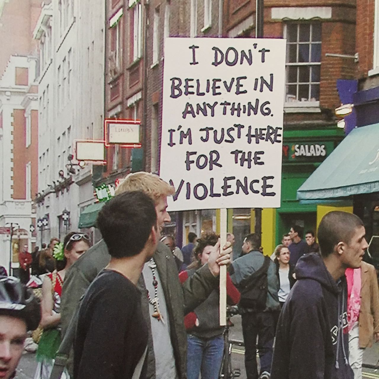 200351-sa-uk-london-sign-i-dont-believe-anything-wall-and-piece-p229.jpg