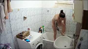 [Image: Voyeur36855133754.jpg]