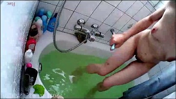 [Image: Voyeur5085121720.jpg]