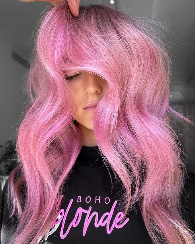 Pink hair with smudge root and pastel pink highlights