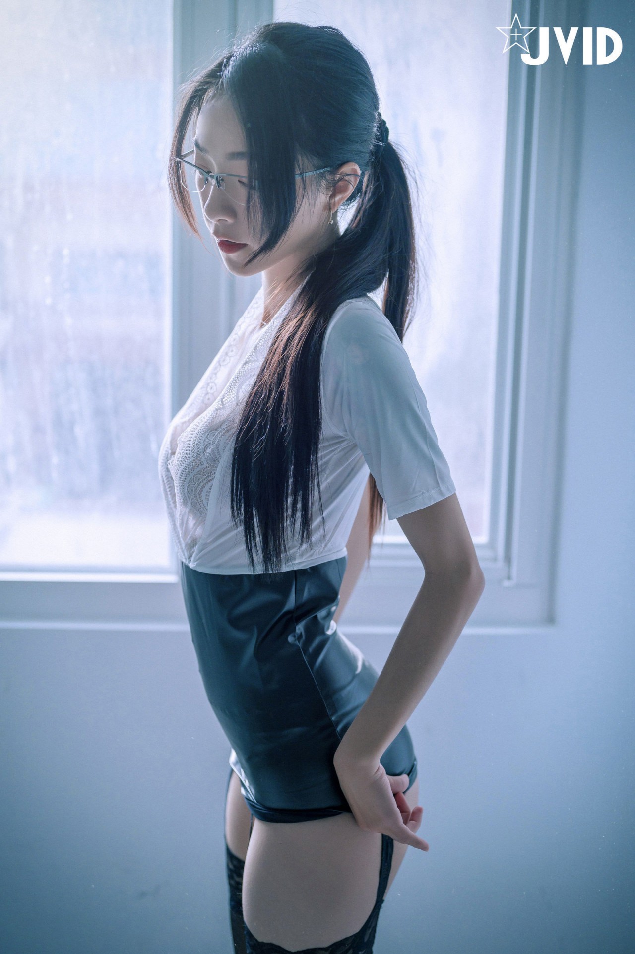 jvid 飘 飘《性感保险业务员》写真作品欣赏，较为性感的风格插图7