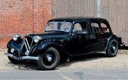 11-Limousine-37-noire-LA92-3.png
