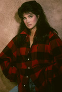 connie-sellecca-b04