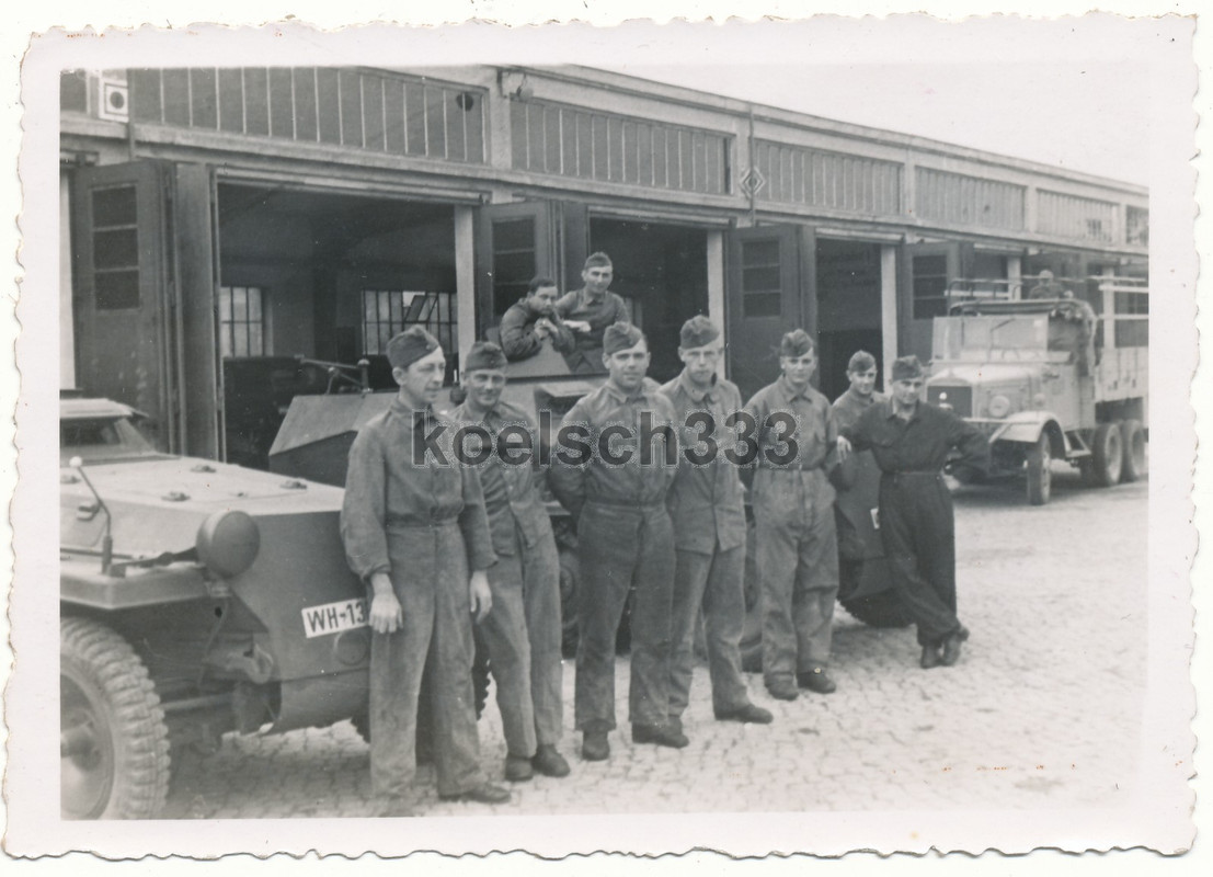 Foto Kfz Instandsetzung Schützenpanzer Halbkette