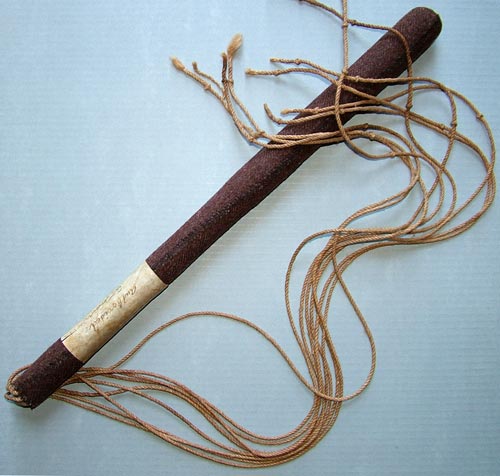 Cat-o-Nine-Tails-001.jpg