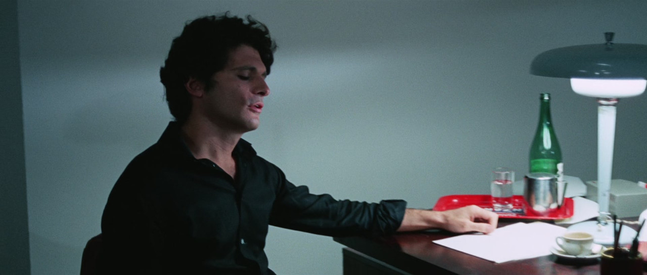 The Bird with the Crystal Plumage (1970) (1080p x265 r00t)-7