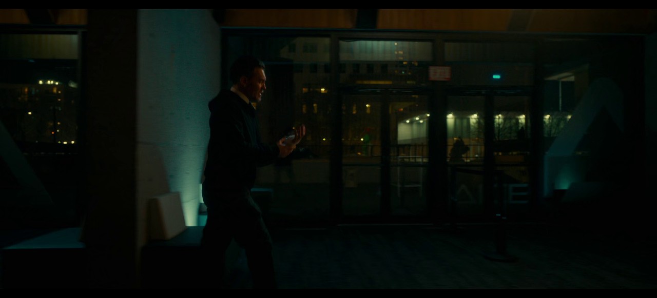 Simulant-2023-AMZN-WEB-DL-Hindi-English-1080p-8bit-HEVC-DDP-5-1-ESub-mkv-0005