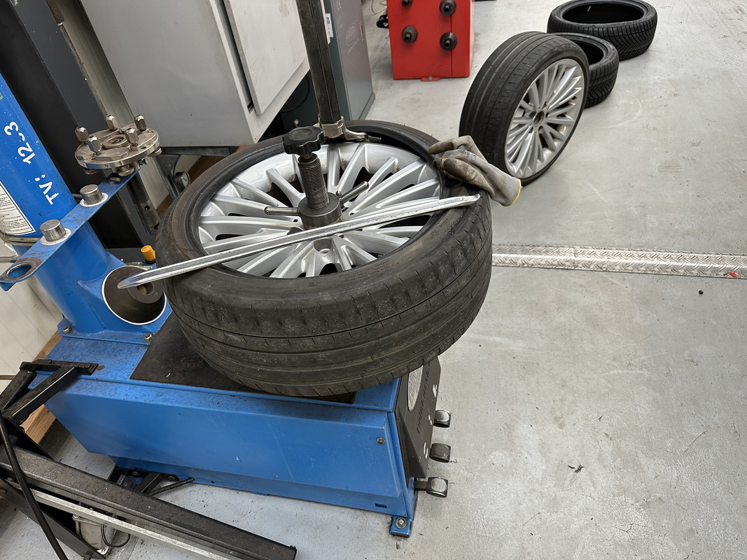 2BFE2F6C-D246-414D-9E6B-431C9E837603