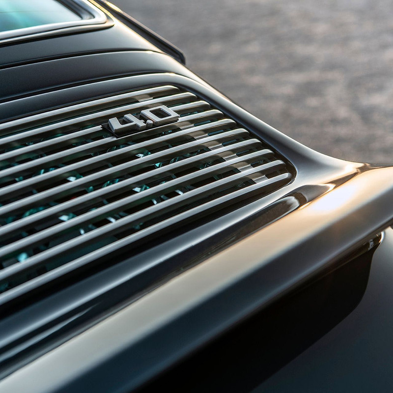Singer-Vehicle-Design-Suisse-Commission-10.jpg