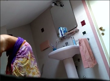 [Image: Voyeur35025153027.jpg]