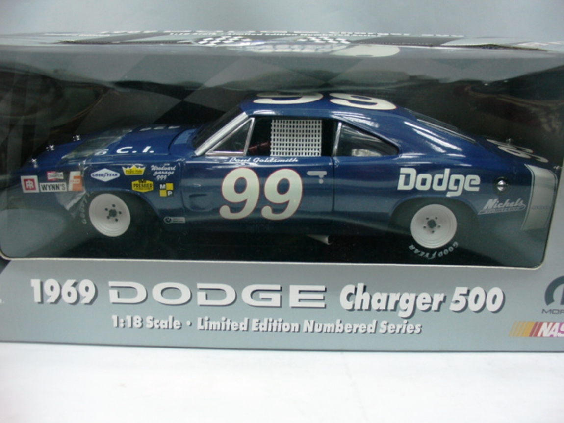 dodge-charger-500-blue015.jpg