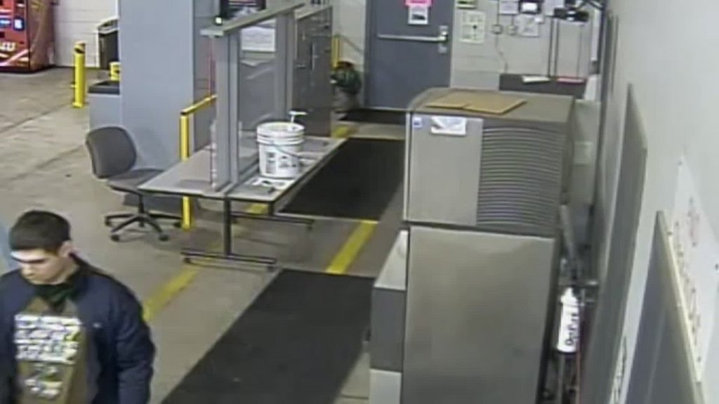 [Image: kbwul1p841dx.jpg]