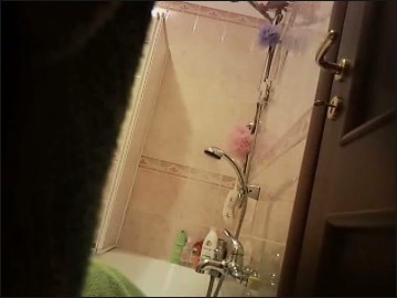 [Image: Voyeur63095123542.jpg]