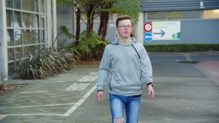 [Image: 6c6gbuktq8b5.jpg]