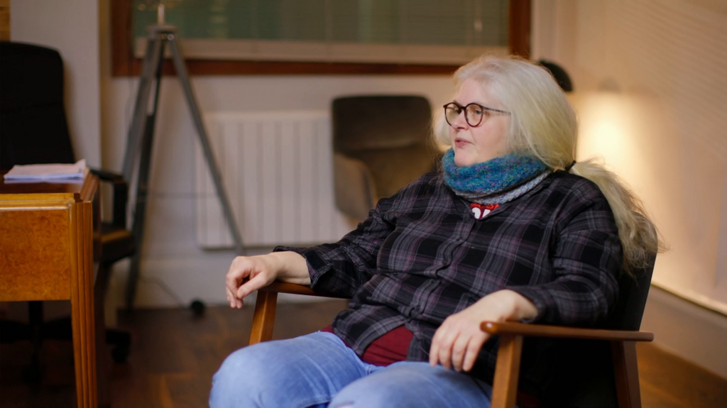 [Image: 9d7eu11fqdwf.png]