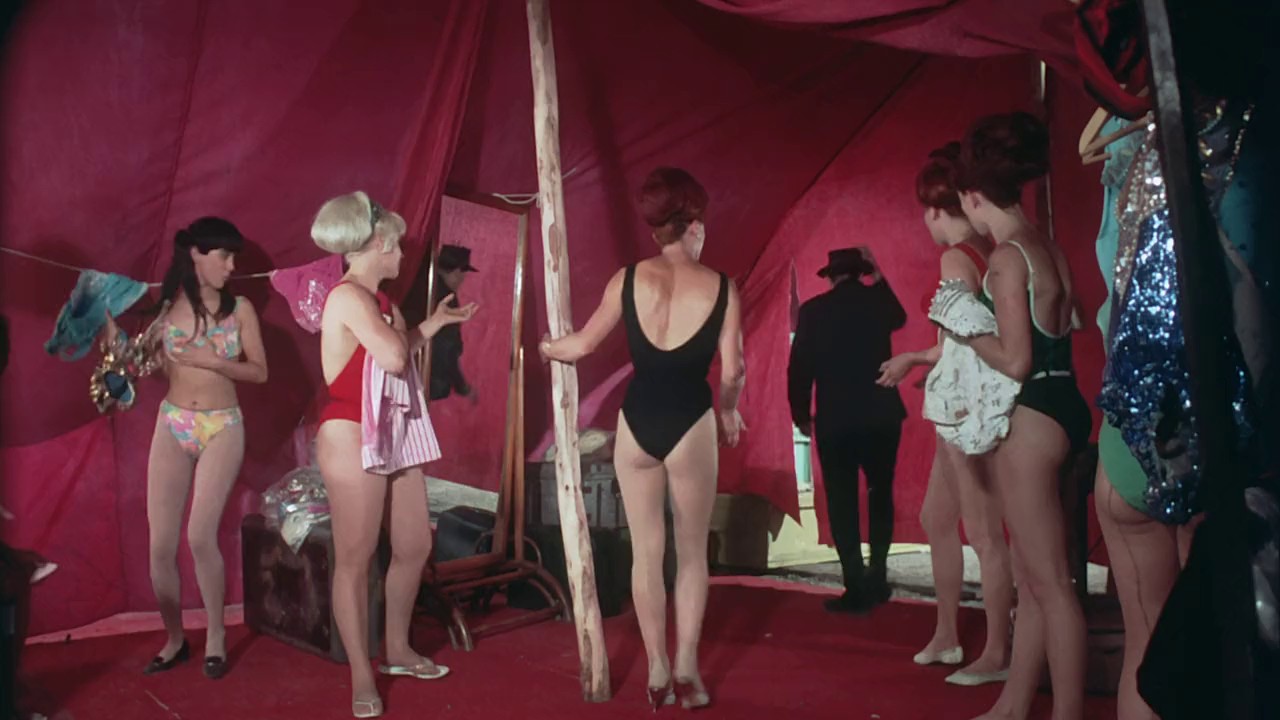 Mera-Naam-Joker-1970-Blu-Ray-Hindi-720p-x264-AVC-AAC-2-0-mp4-0001