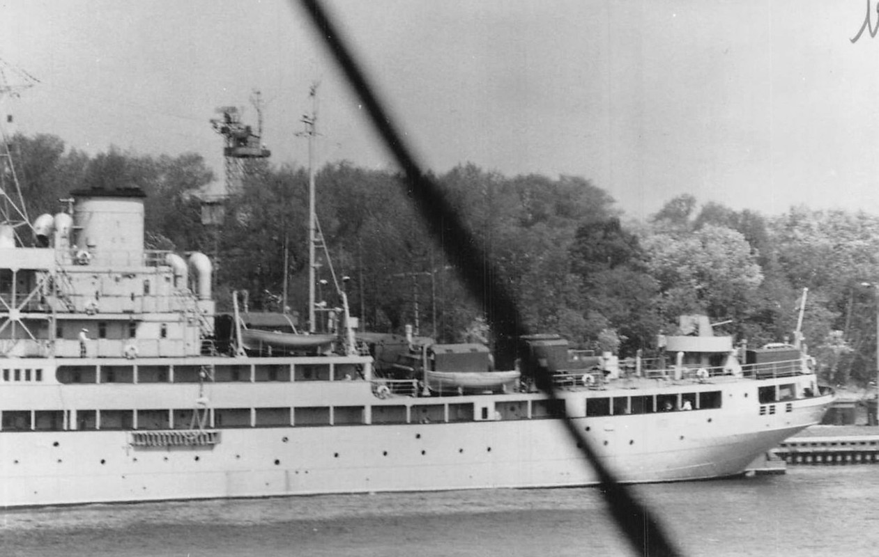 Плавучая база КУШКА (бывший германский прорыватель минных заграждений Sp-24 Waldraut Horn) -3