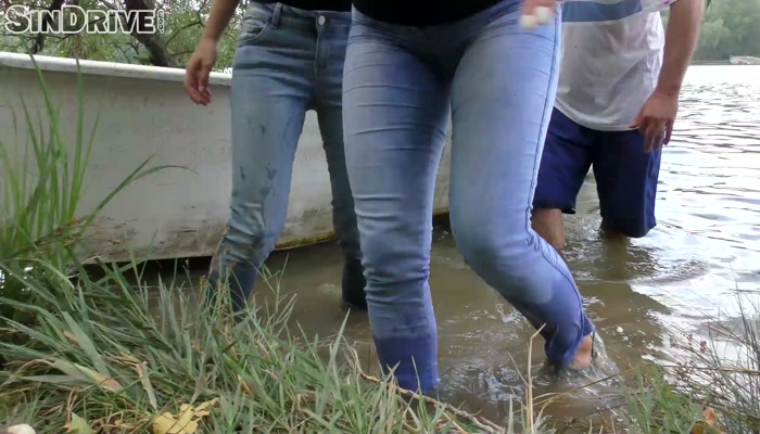 sexinjeans.18.08.21.shrima.malati.and.daphne.klyde.640_c