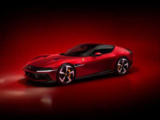 New_Ferrari_V12_ext_02_red_640x480