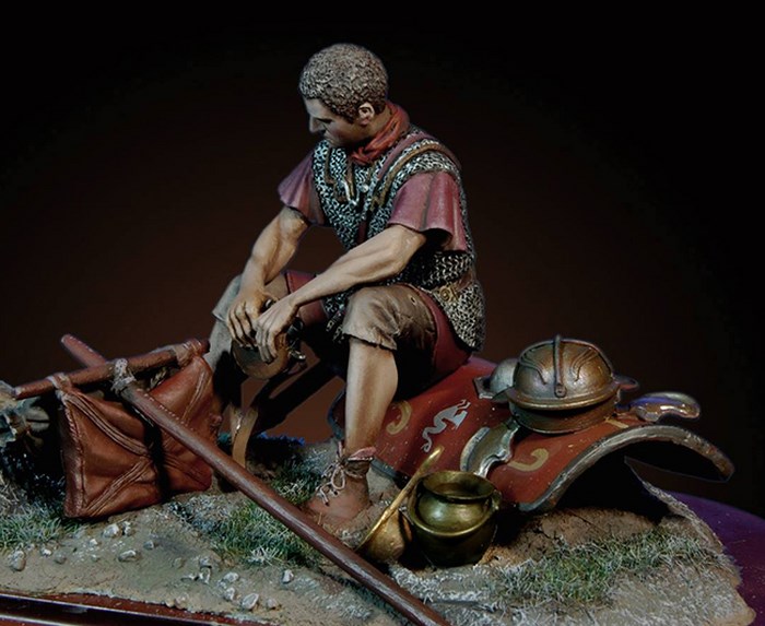 TR75-111 Roman legionary I-II cen (2)