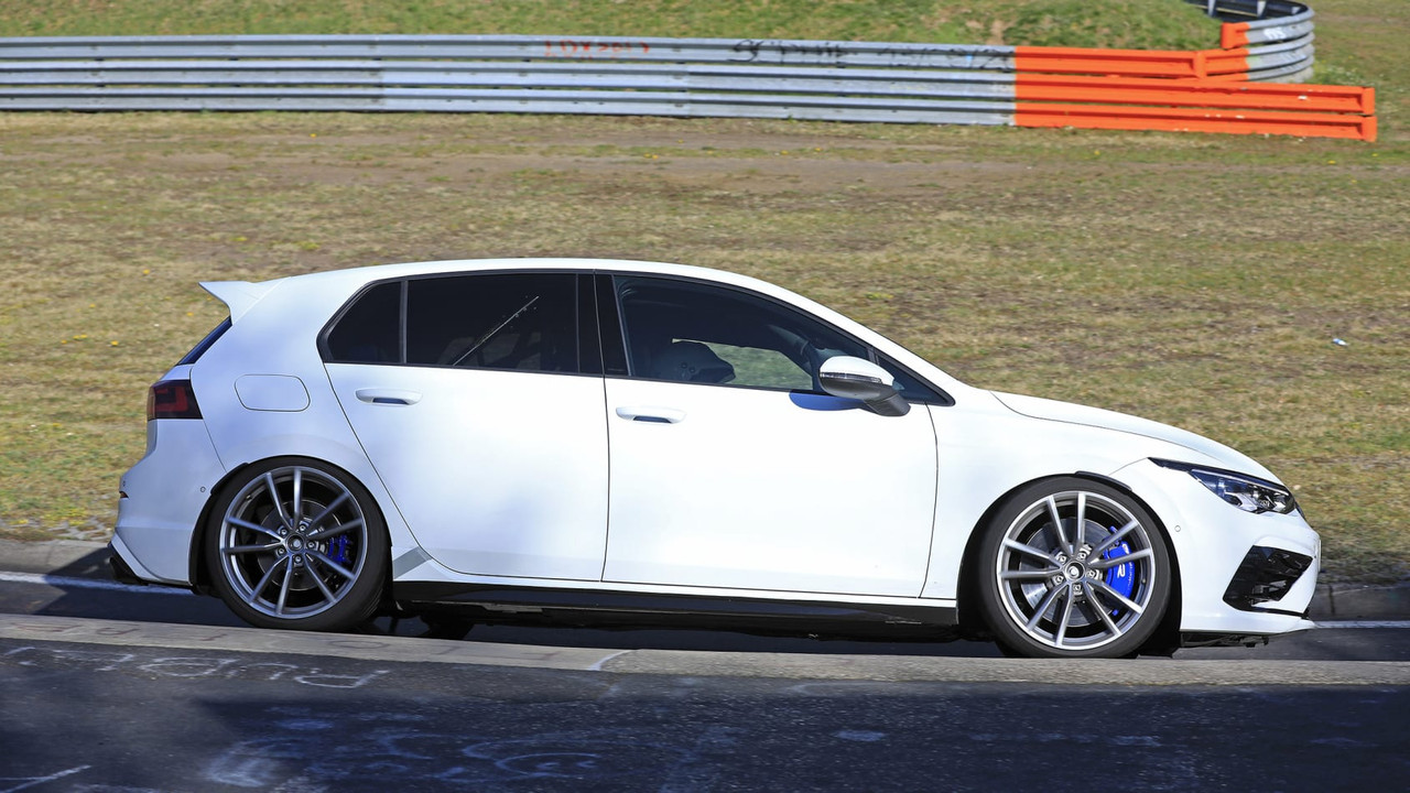 98A4015C-3A55-4EC7-A75E-629C24F042A7