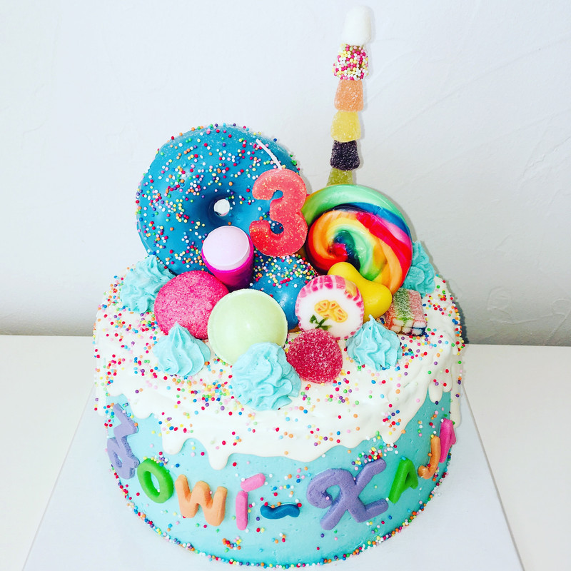 9CE5D2FE-932A-4112-905D-7405992BCBCC