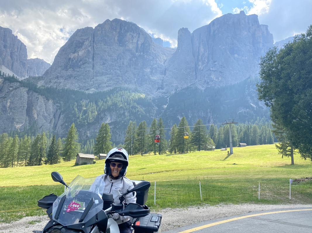 28EB6710-5E41-4CBC-97F9-E1EFCAEC2F31