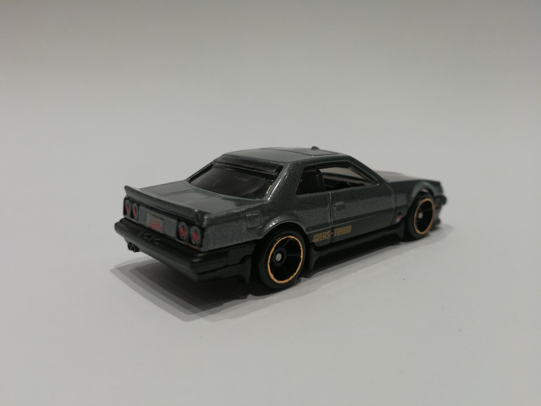 Nissan Skyline R30 (4)