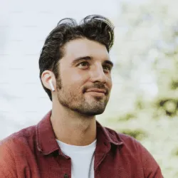 Evan Bennett