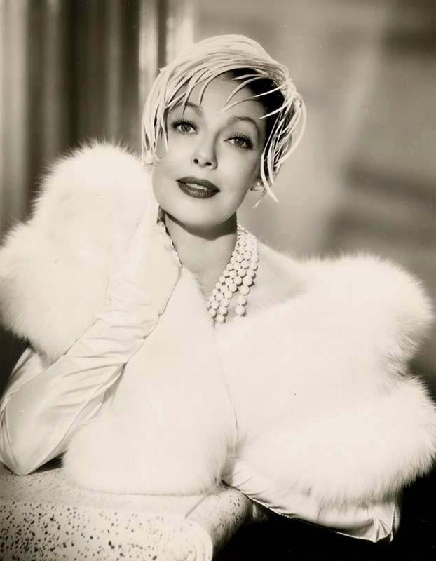 loretta_young_e31