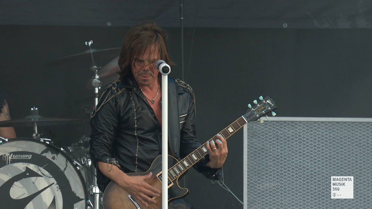 mpv-shot_Europe-Live.at.Wacken.Open.Air.WOA.2017.Web-DL.1080p.AVC-Нечипорук_00_33_04_0005